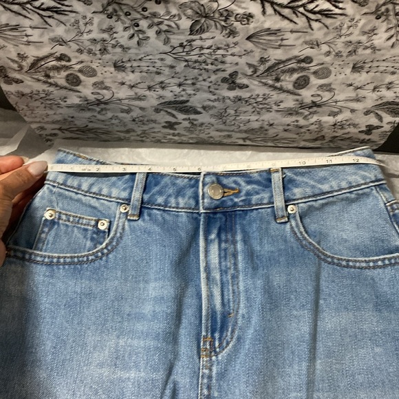 Dynamite | Blue Denim Mini Skirt distressed hem - XS - Picture 4 of 8